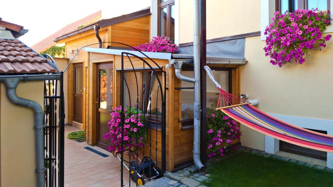 Romance Ubytování Jindřichŭv Hradec Exterior foto