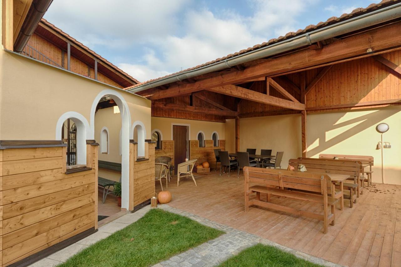 Romance Ubytování Jindřichŭv Hradec Exterior foto