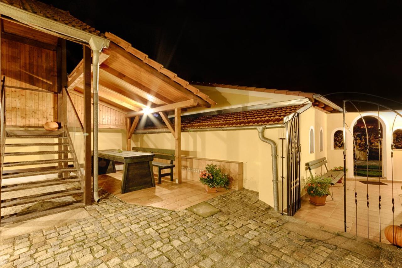 Romance Ubytování Jindřichŭv Hradec Exterior foto