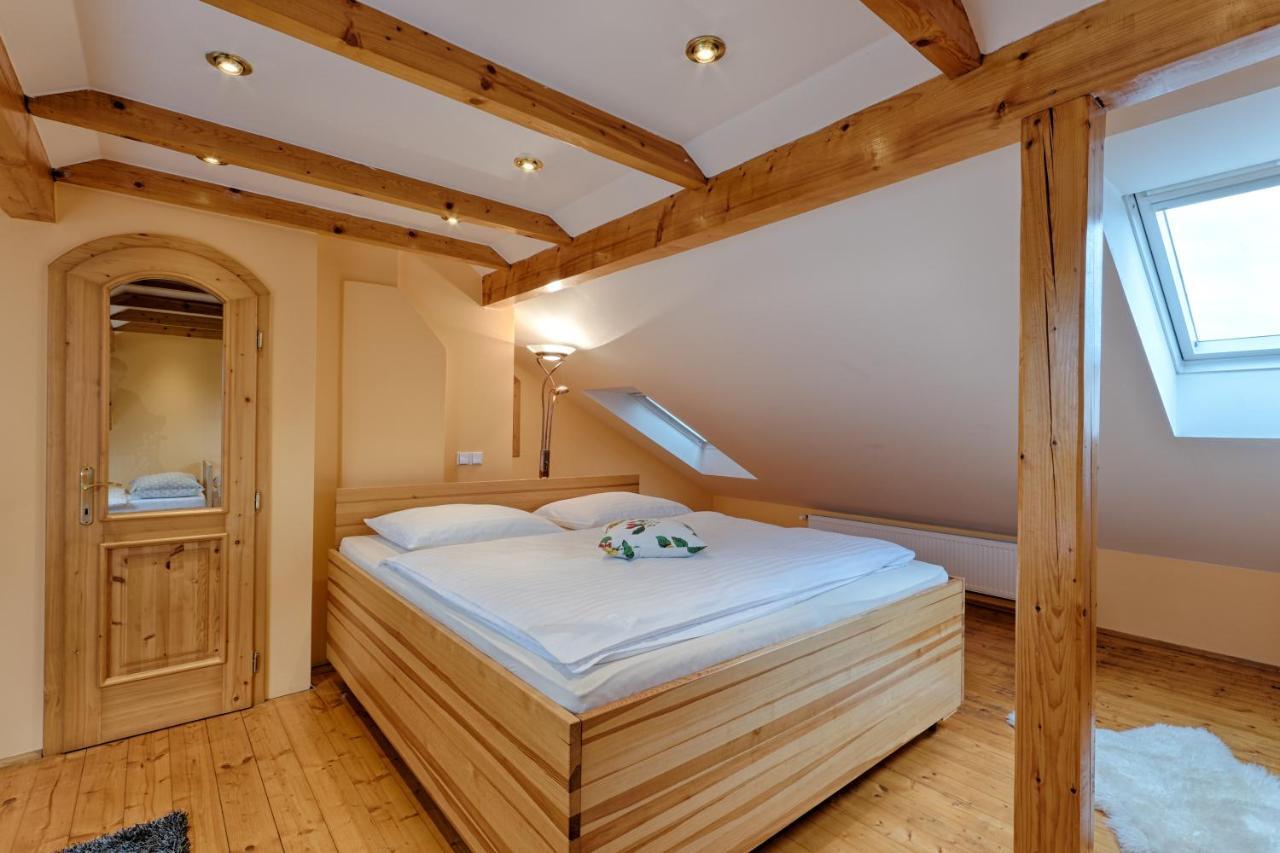 Romance Ubytování Jindřichŭv Hradec Exterior foto
